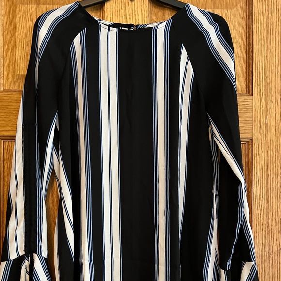 Business Casual Worthington Blouse - Picture 1 of 3